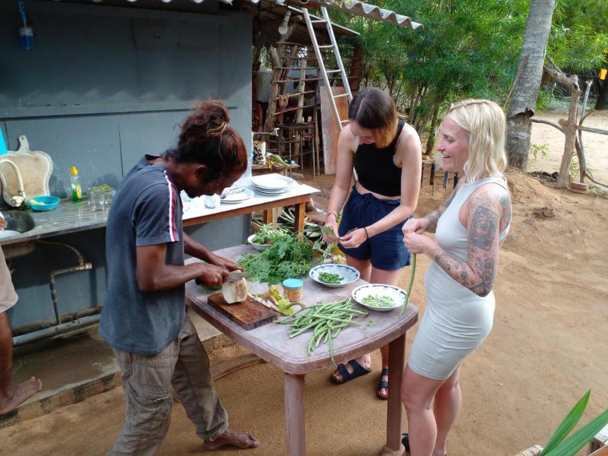 Beach Bungalow Yala Kirinda  Buitenkant foto