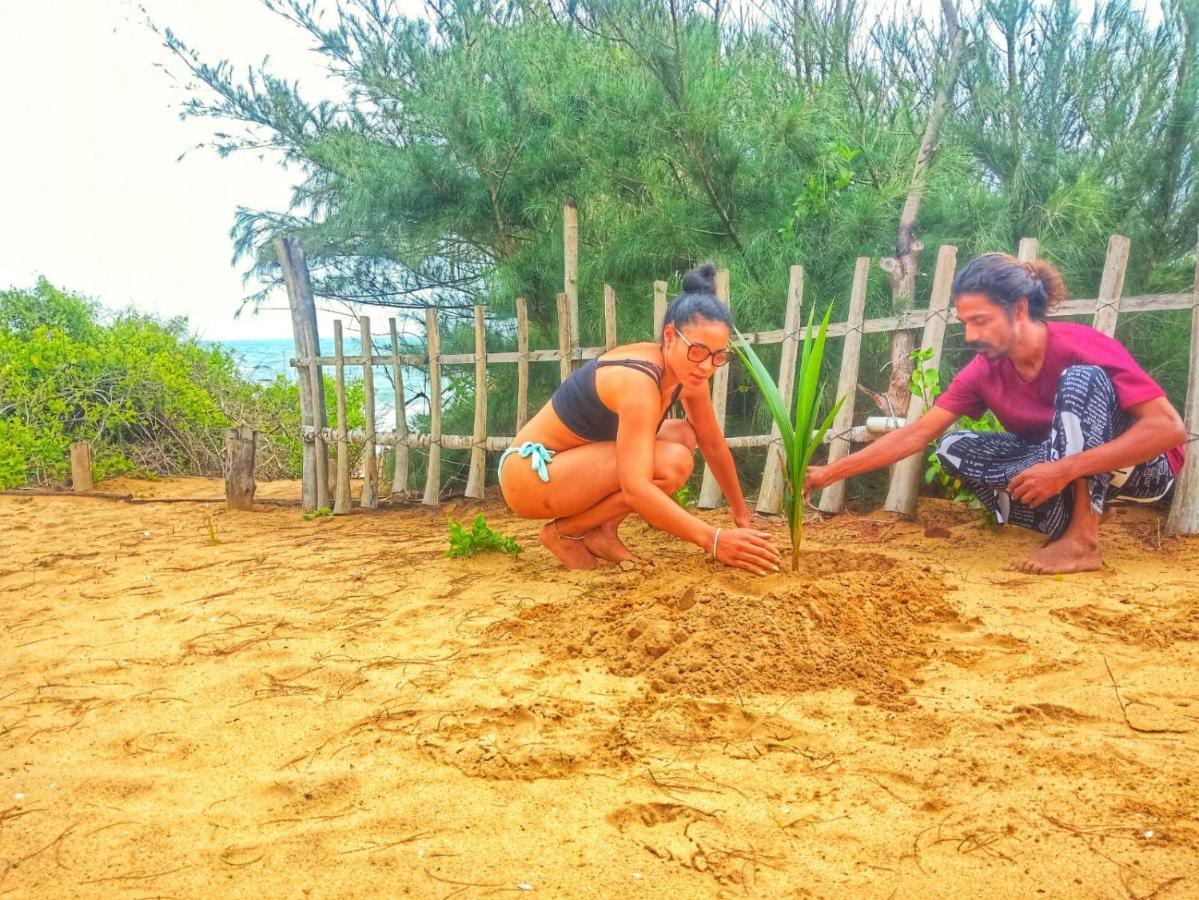 Beach Bungalow Yala Kirinda  Buitenkant foto